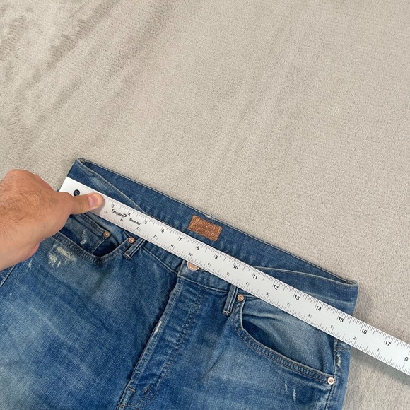 MOTHER The Brother Distressed Jeans in Getting Rowdy Women 30 (Tag 26) USA Made - Picture 9 of 14